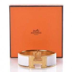 HERMES
Enamel Wide Clic Clac H Bracelet PM
White